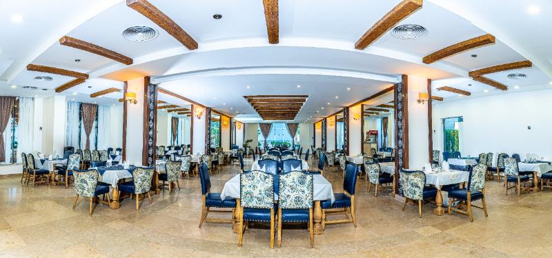New Eagles Resort & Aqua Park - Restoran