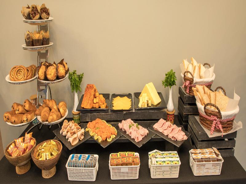 Park Inn by Radisson Bournemouth - Restoran
