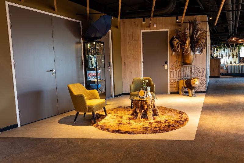 Fletcher Hotel-Restaurant ByZoo Emmen - Lobi