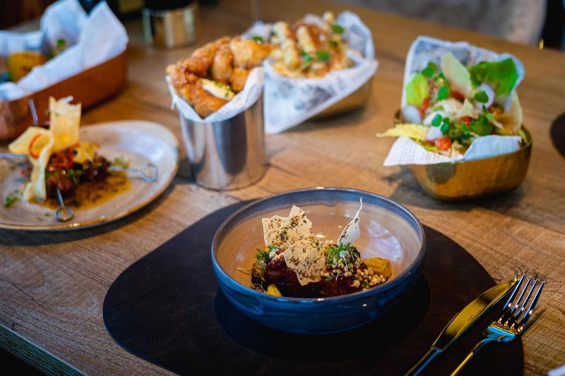 Fletcher Hotel-Restaurant ByZoo Emmen - Restoran