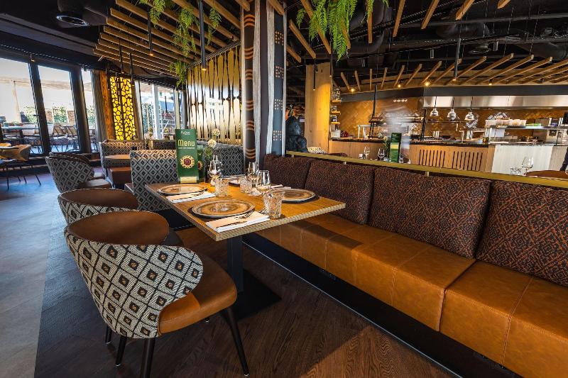 Fletcher Hotel-Restaurant ByZoo Emmen - Restoran