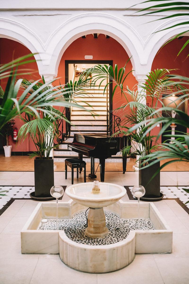 Palacio San Fernando - Genel