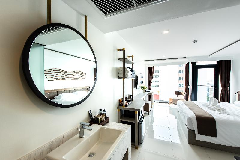 Blackwoods Hotel Pattaya - Oda