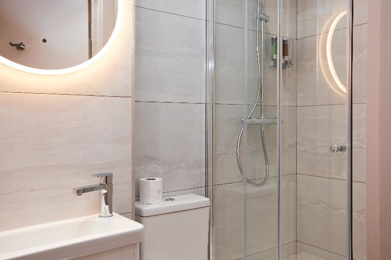 Humber Lofts Residences - Oda
