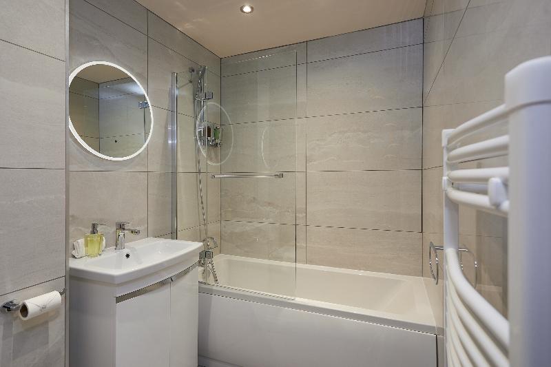 Humber Lofts Residences - Oda