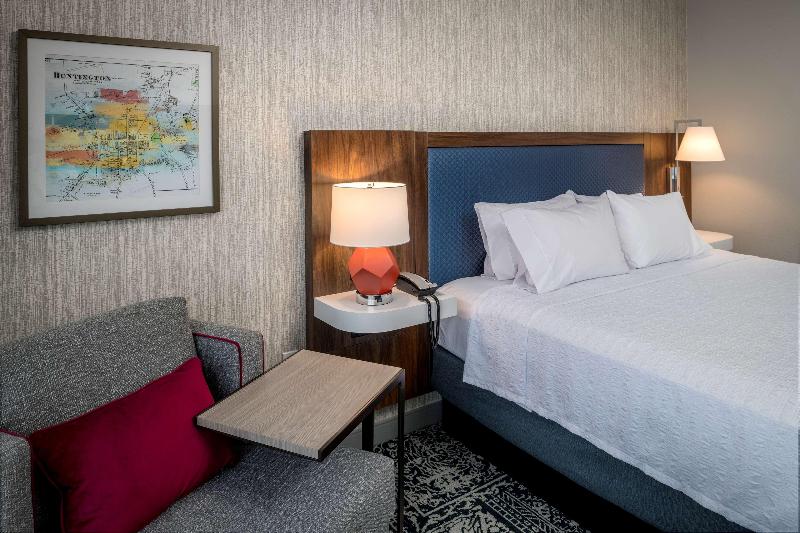 Hampton Inn & Suites Huntington Downtown - Oda