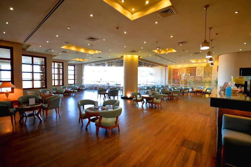 Aurora Oriental Resort - Lobi