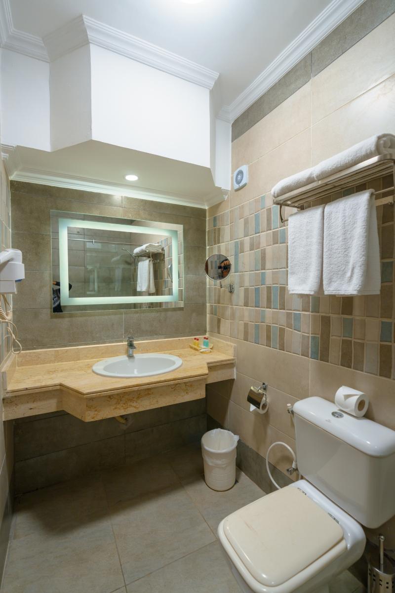 MinaMark Beach Resort - Families & Couples Only - Oda