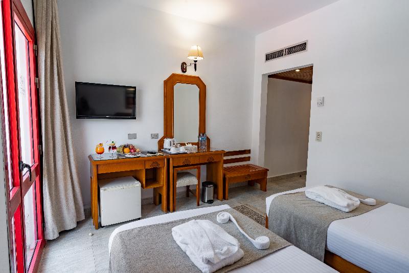MinaMark Beach Resort - Families & Couples Only - Oda