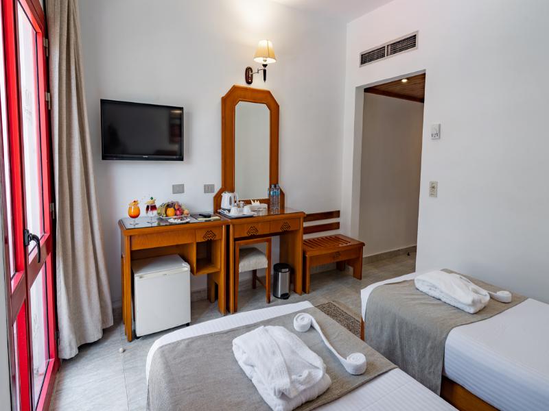 MinaMark Beach Resort - Families & Couples Only - Oda