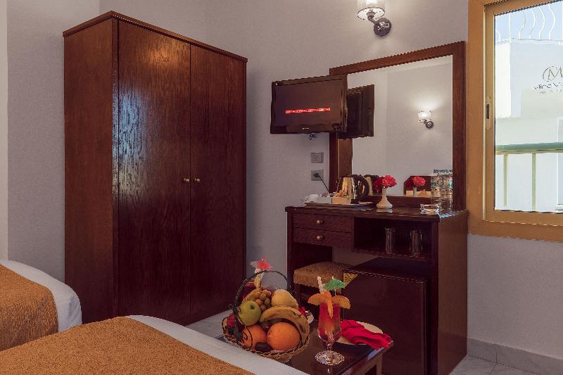 MinaMark Beach Resort - Families & Couples Only - Oda
