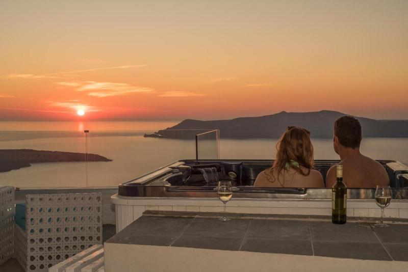 Sunset Hotel - Genel