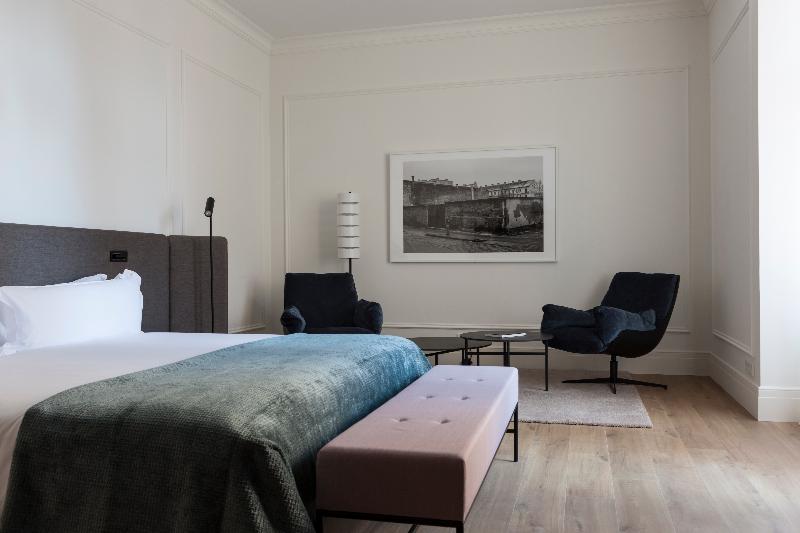 Kozmo Hotel Suites & Spa - Oda