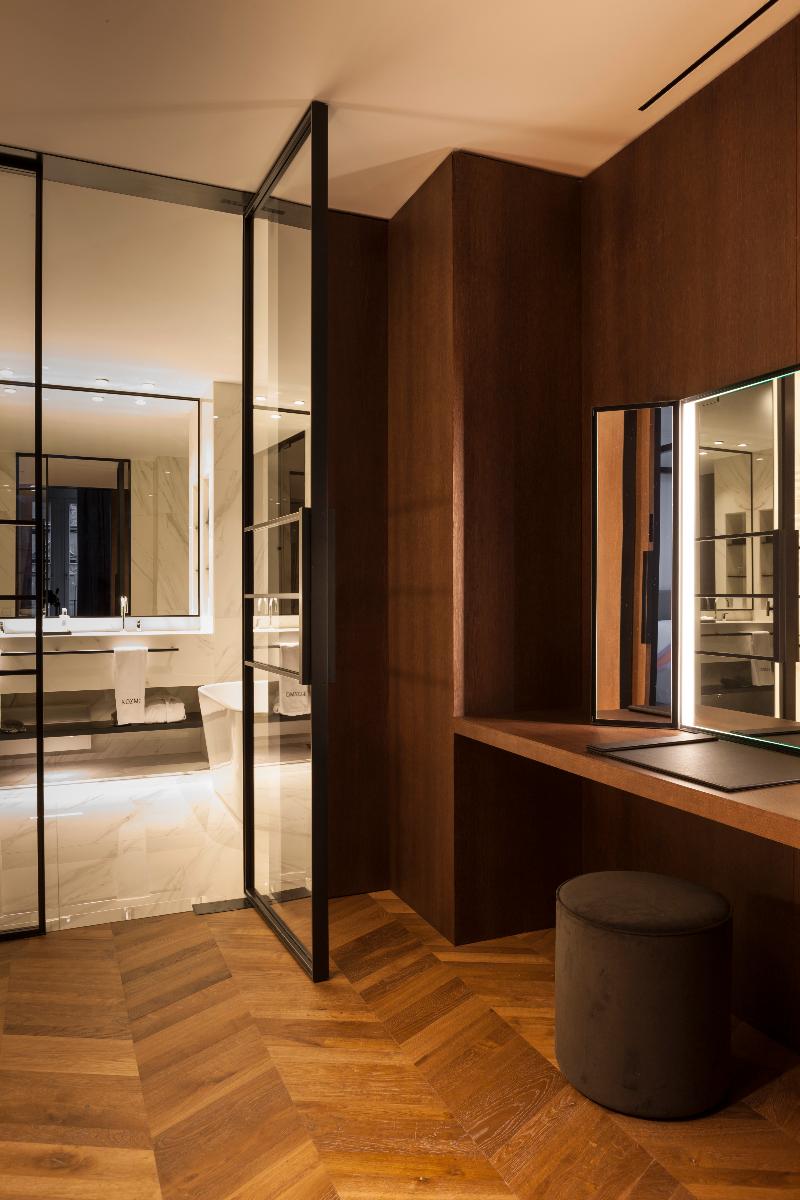 Kozmo Hotel Suites & Spa - Oda
