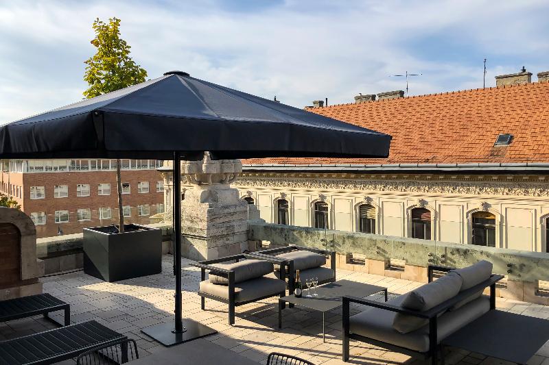 Kozmo Hotel Suites & Spa - Oda
