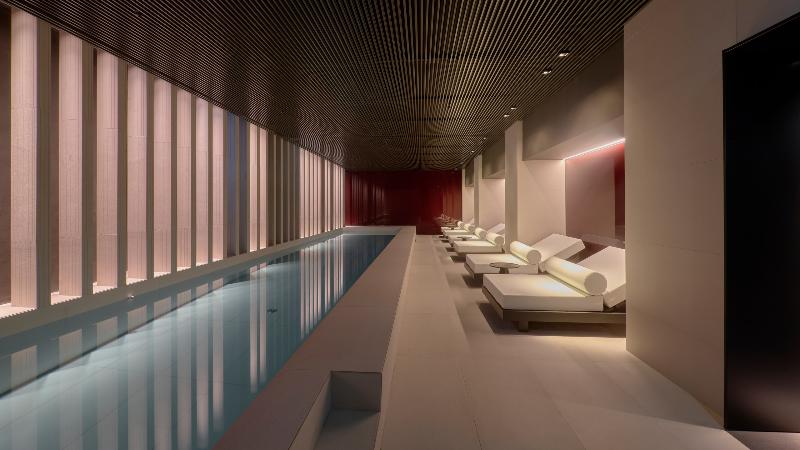 Kozmo Hotel Suites & Spa - Oda