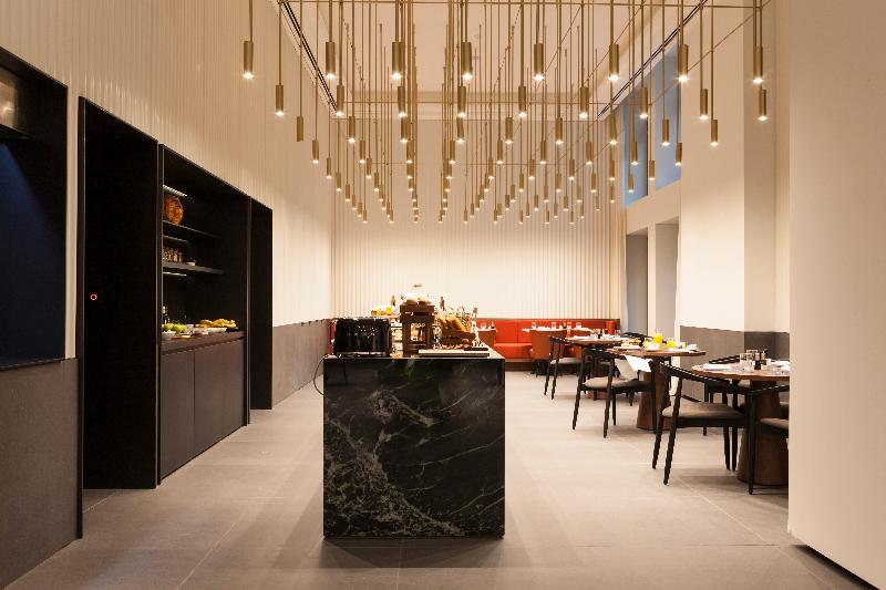 Kozmo Hotel Suites & Spa - Restoran