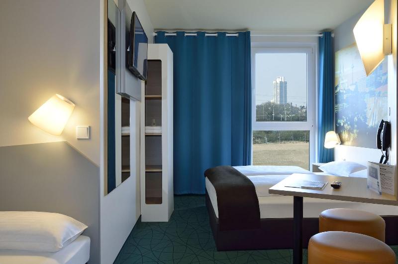 B&B Hotel Köln-Messe - Oda