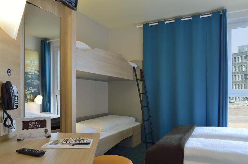B&B Hotel Köln-Messe - Oda