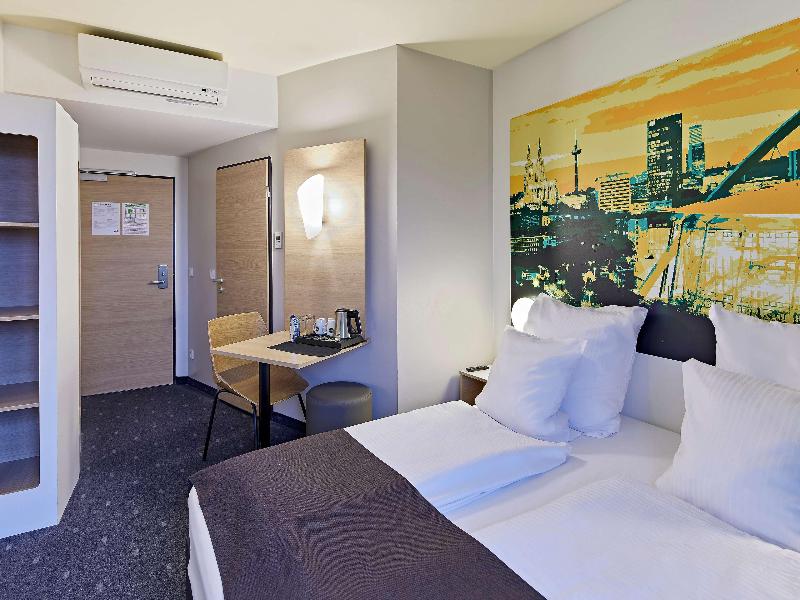 B&B Hotel Köln-Messe - Oda