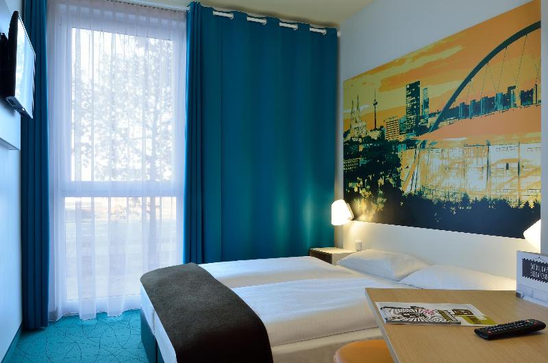B&B Hotel Köln-Messe - Oda