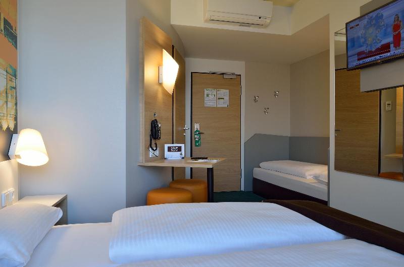 B&B Hotel Köln-Messe - Oda