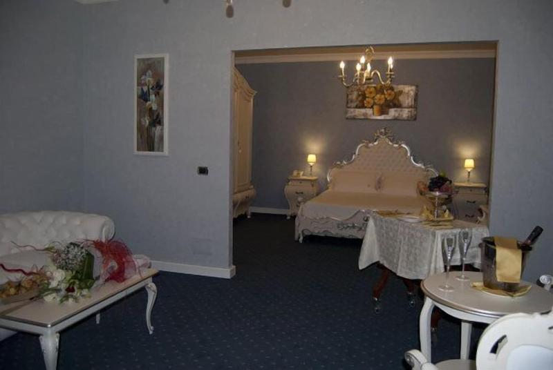 Federico II Palace Hotel - Oda