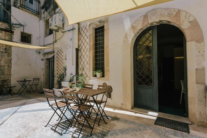 1743 Loft Siracusa - Oda