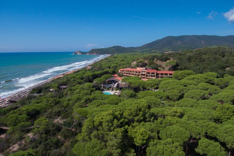 Roccamare Resort - Ville e Appartamenti - Genel
