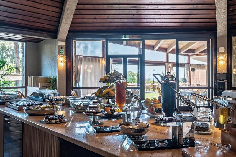 Roccamare Resort - Ville e Appartamenti - Restoran