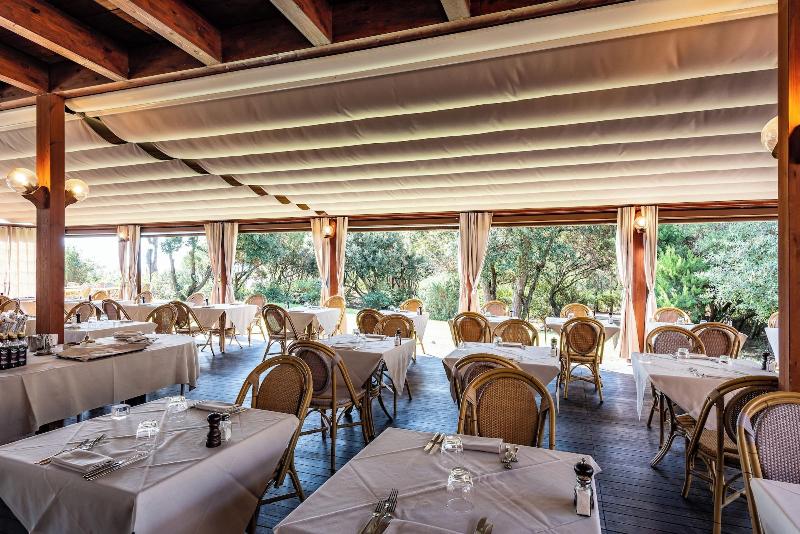 Roccamare Resort - Ville e Appartamenti - Restoran