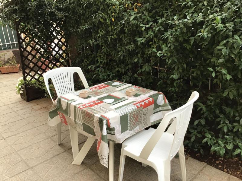 Achirina Bed and Breakfast - Teras