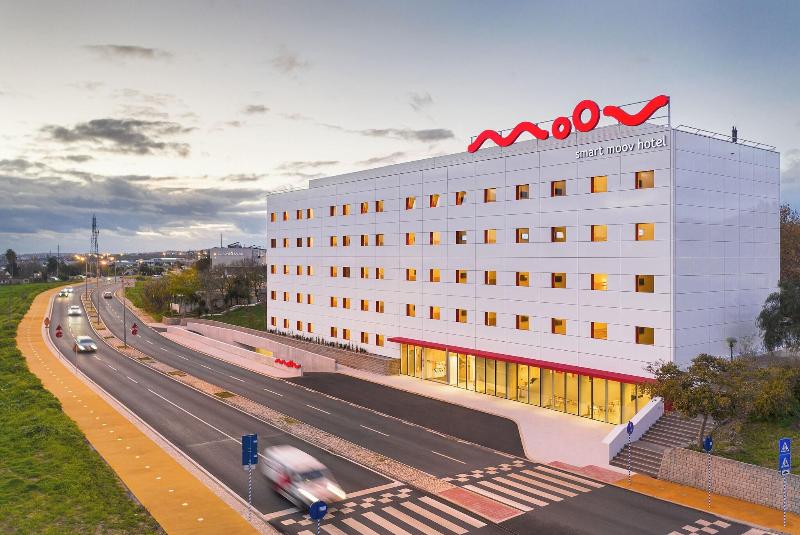 Moov Hotel Oeiras - Genel
