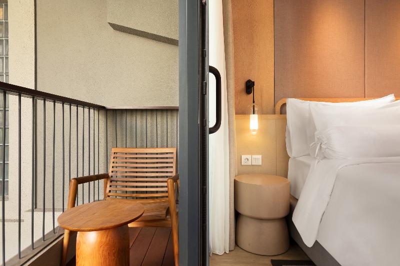 Beachwalk Residence Kuta Bali - Oda
