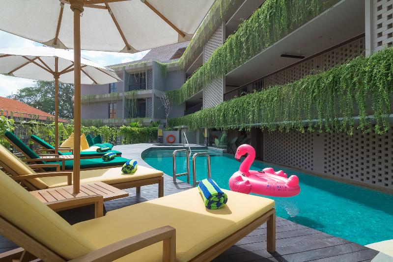 Beachwalk Residence Kuta Bali - Havuz