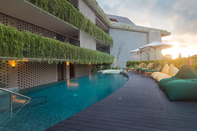 Beachwalk Residence Kuta Bali - Havuz