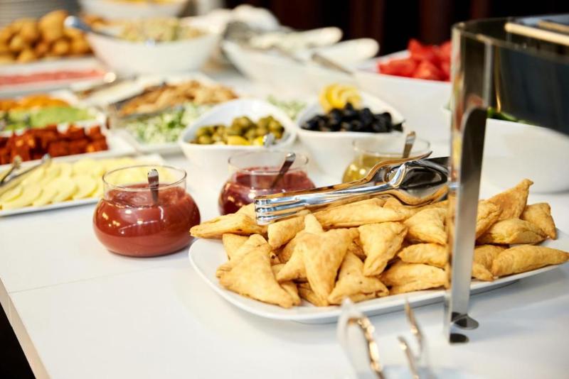 Brosse Garden - Restoran