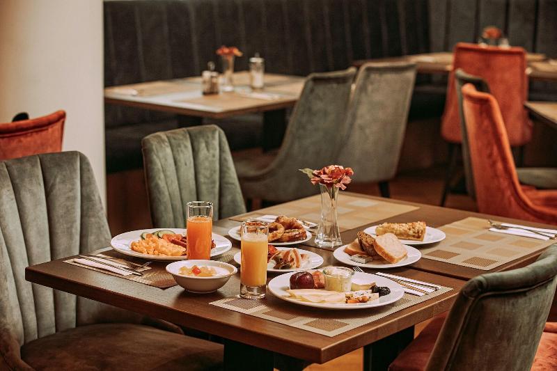 Mera Hotel - Restoran