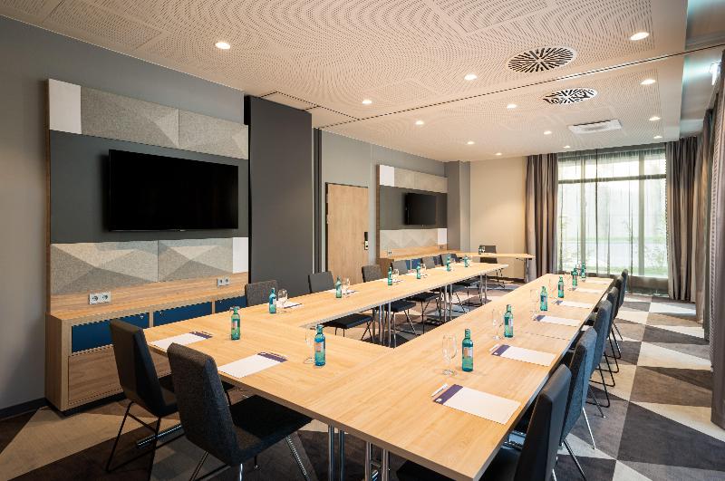 Holiday Inn Express Rosenheim - Toplantı