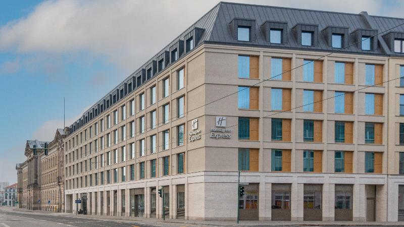 Holiday Inn Express and Suites Potsdam - Genel