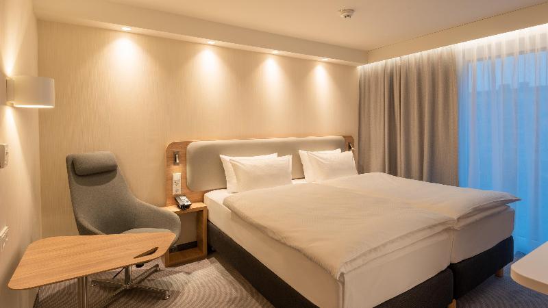 Holiday Inn Express and Suites Potsdam - Oda