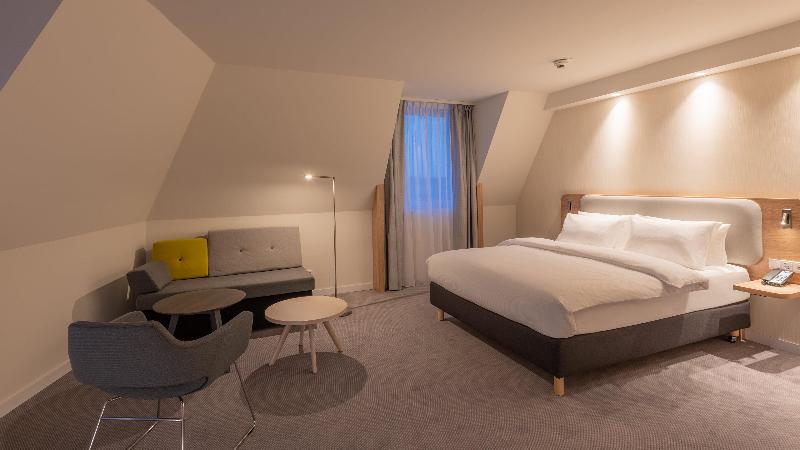 Holiday Inn Express and Suites Potsdam - Oda