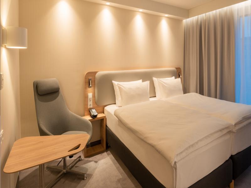 Holiday Inn Express and Suites Potsdam - Oda