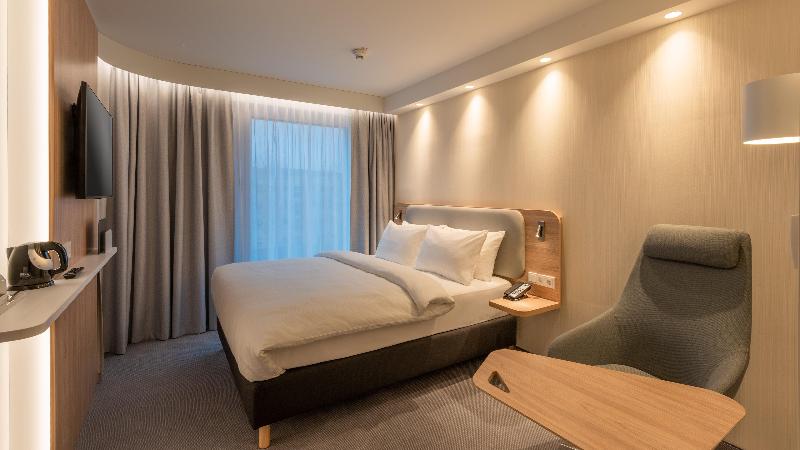 Holiday Inn Express and Suites Potsdam - Oda