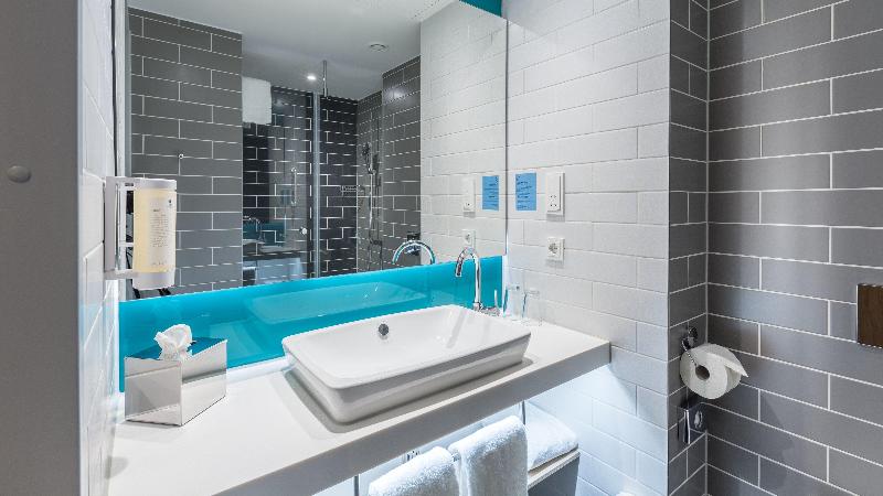 Holiday Inn Express and Suites Potsdam - Oda