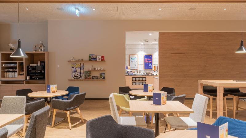 Holiday Inn Express and Suites Potsdam - Restoran