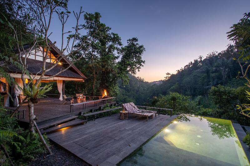Buahan, a Banyan Tree Escape - Oda