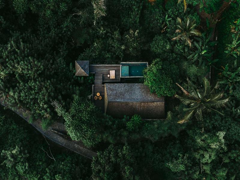 Buahan, a Banyan Tree Escape - Oda