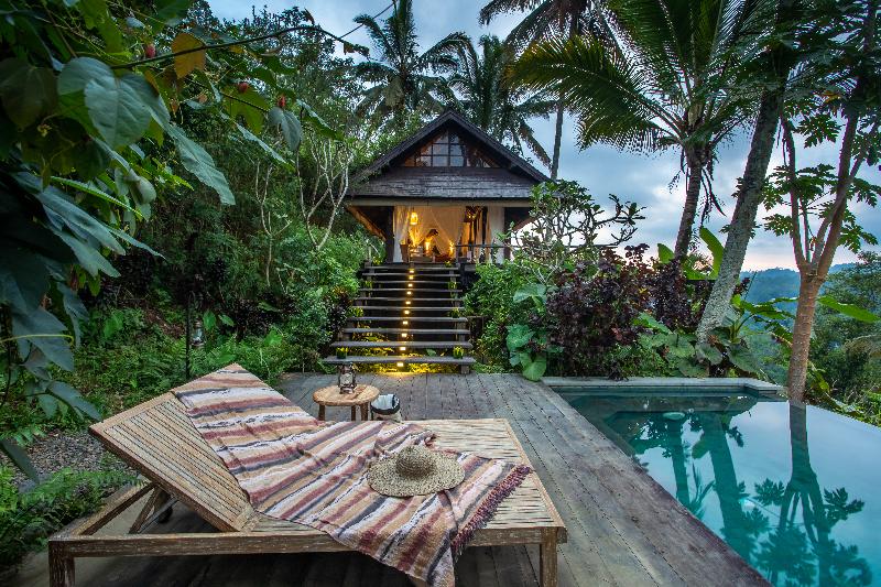 Buahan, a Banyan Tree Escape - Oda
