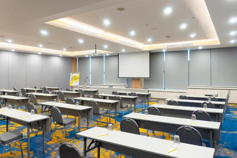 Yello Hotel Jambi - Toplantı